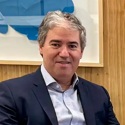 Gustavo P. Giay
